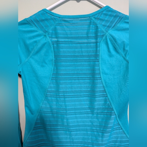 Roxy Activewear Mesh Longsleeves - Picture 4 of 5